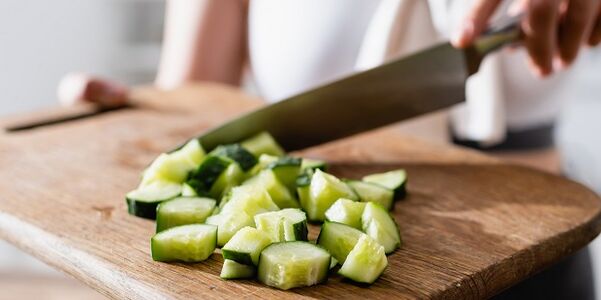 Pepinos una verdura baja en calorías para descargar